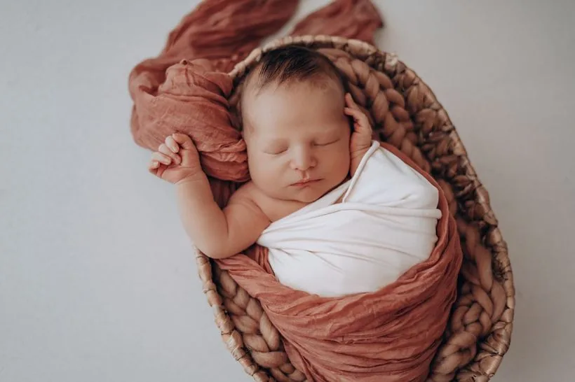 Séance photo naissance et bébé à Montpellier