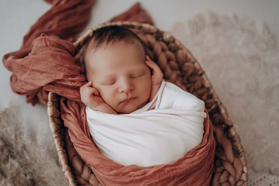 Séance photo naissance et bébé à Montpellier